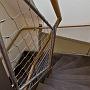 Moderne Materialien im Altbau-Treppenhaus